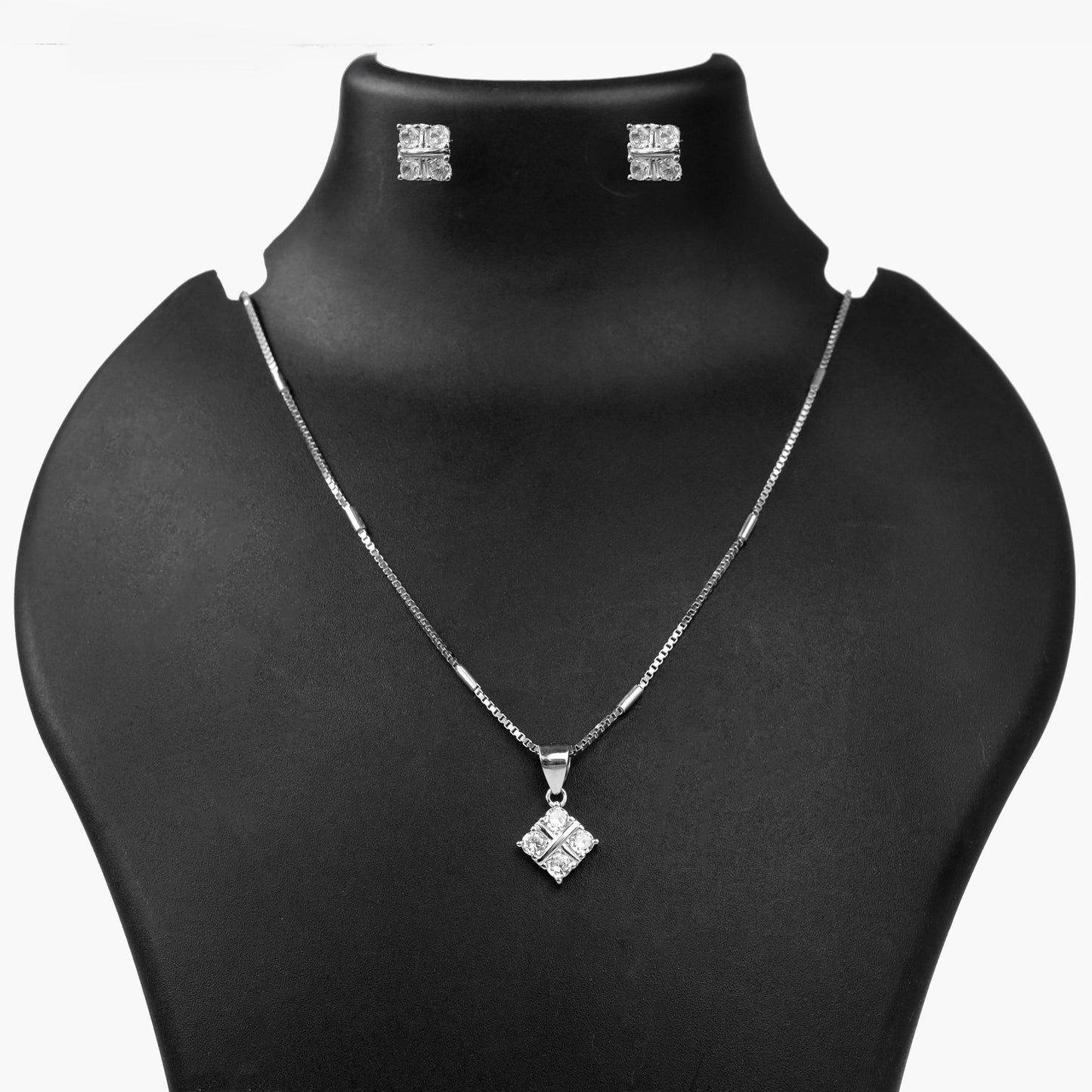 silver crystal harmony pendant set with chain