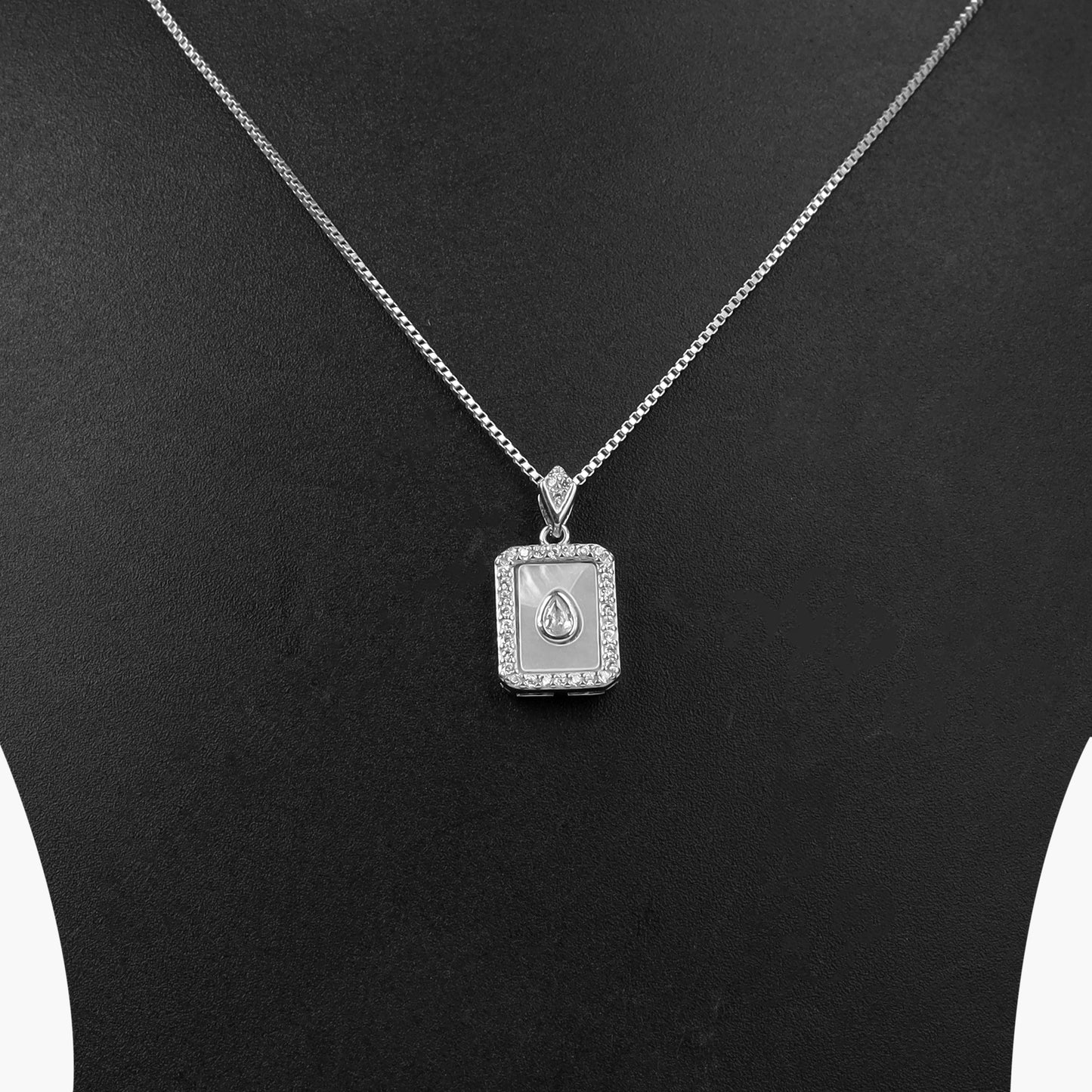 silver gleam square chain